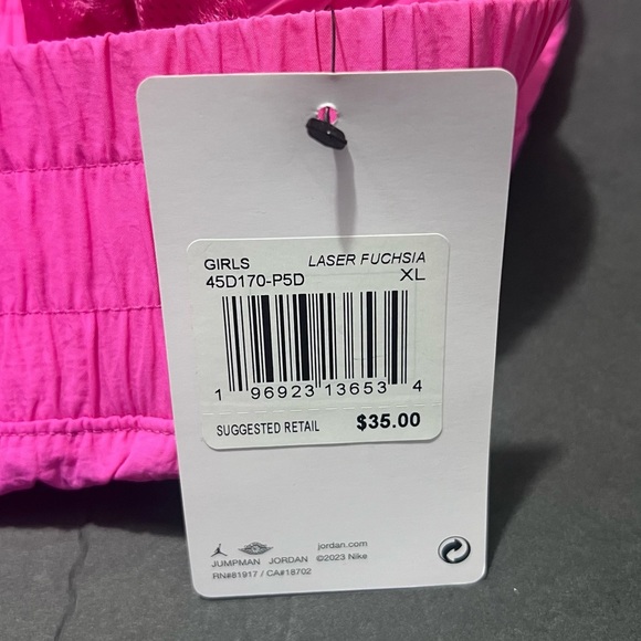 ****NWT*** Girls Jordan Shorts - Picture 3 of 5